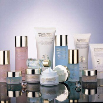 上海化妝品代加工 助力品牌實現高效生產與創(chuàng)新突破